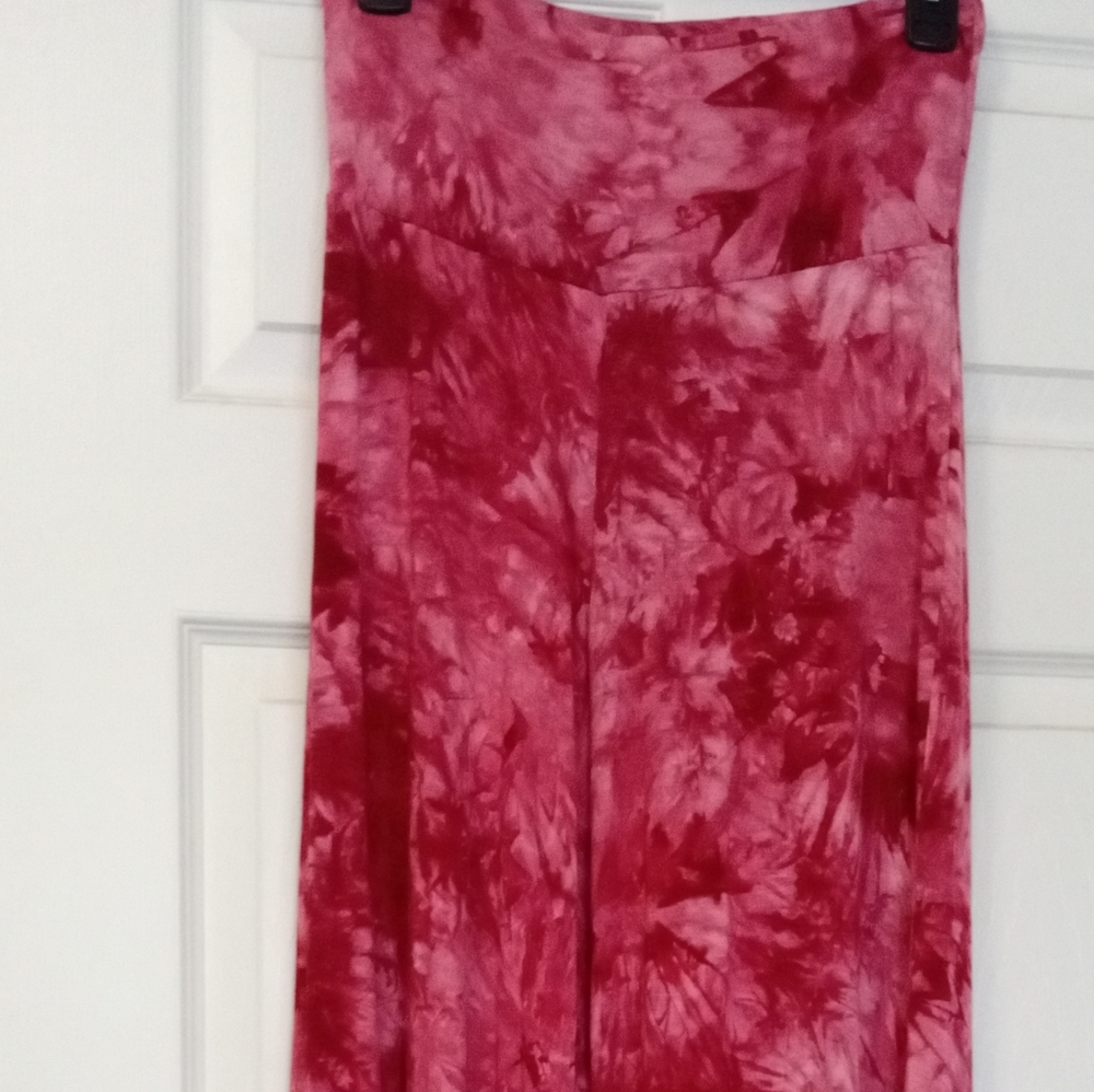 Johny Wide leg knit pink/wine pants size small.